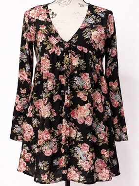 Sage Black Floral Long-Sleeve Button Front Dress